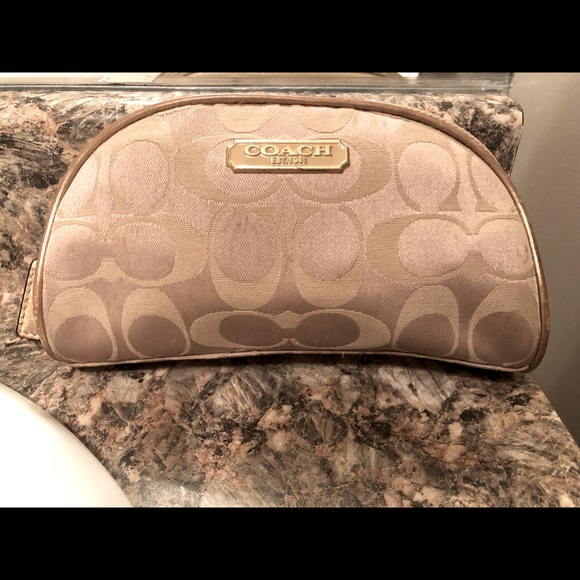 Coach Make-up case, USED - Picture 1 of 4